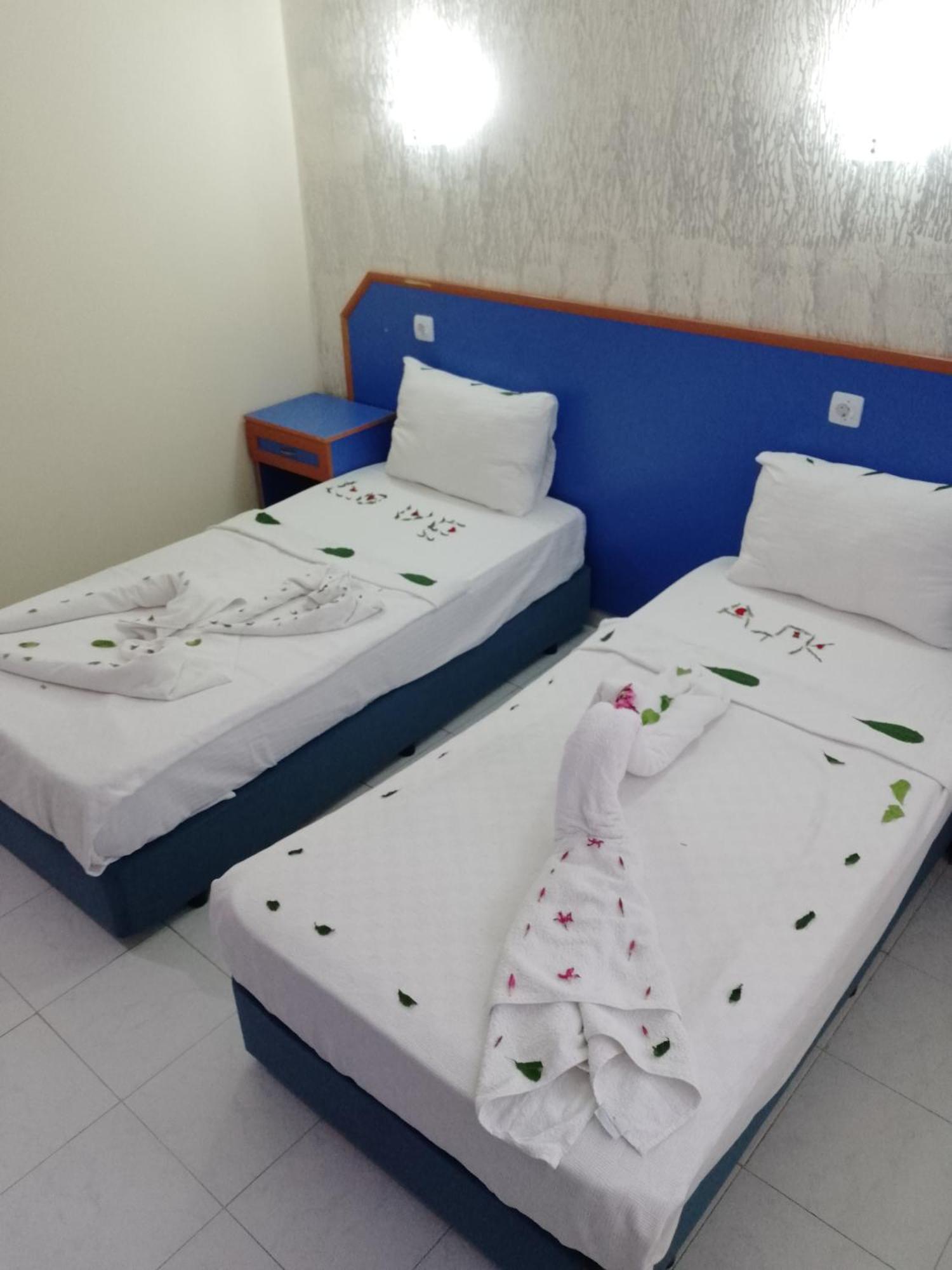 Dilhan Hotel Marmaris Bagian luar foto